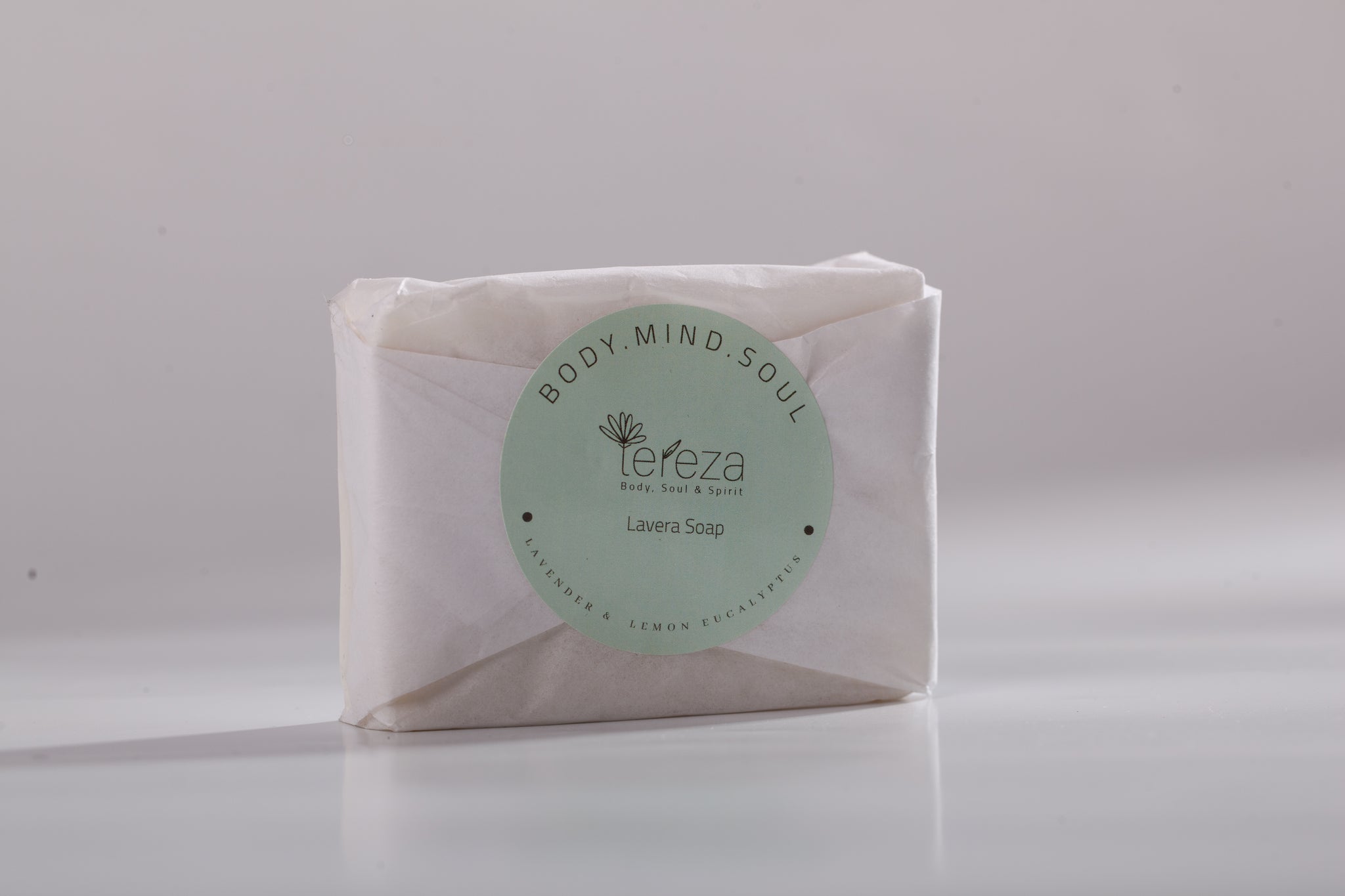 صابون Lavera – صابون وجه طبيعي مصنوع يدويًا